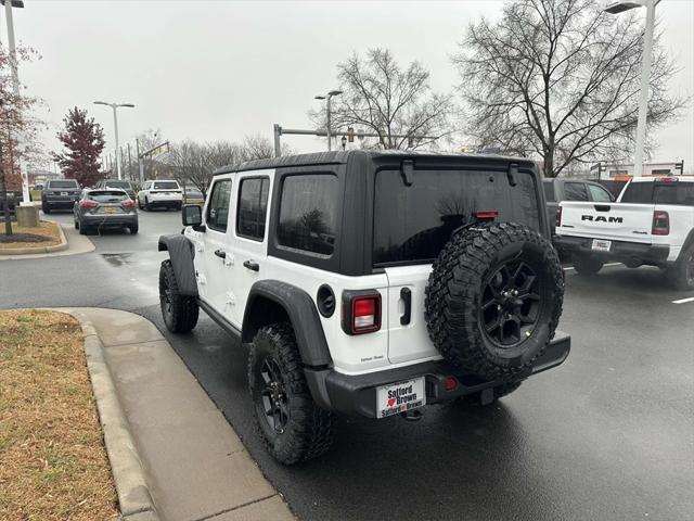 new 2025 Jeep Wrangler car, priced at $45,683