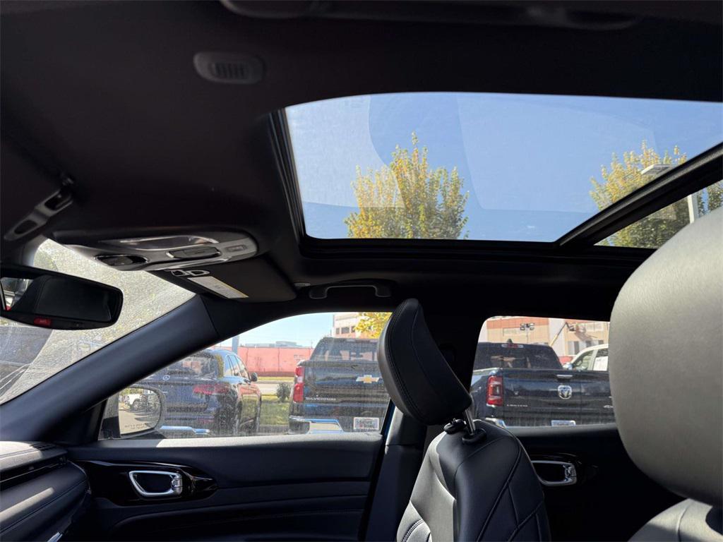 new 2026 Jeep Compass car, priced at $34,396