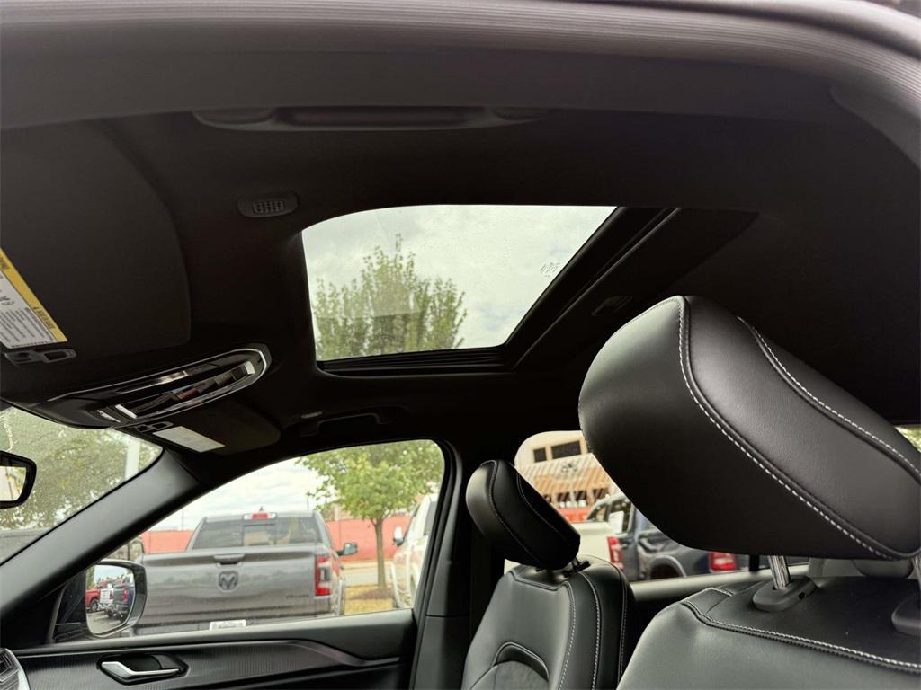 new 2025 Jeep Grand Cherokee L car, priced at $41,190