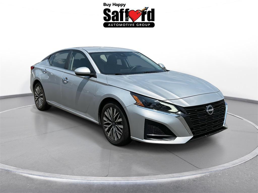 used 2023 Nissan Altima car, priced at $18,500
