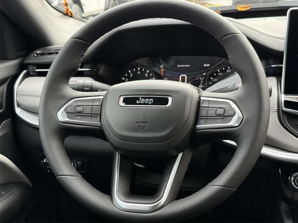 new 2026 Jeep Compass car, priced at $31,018