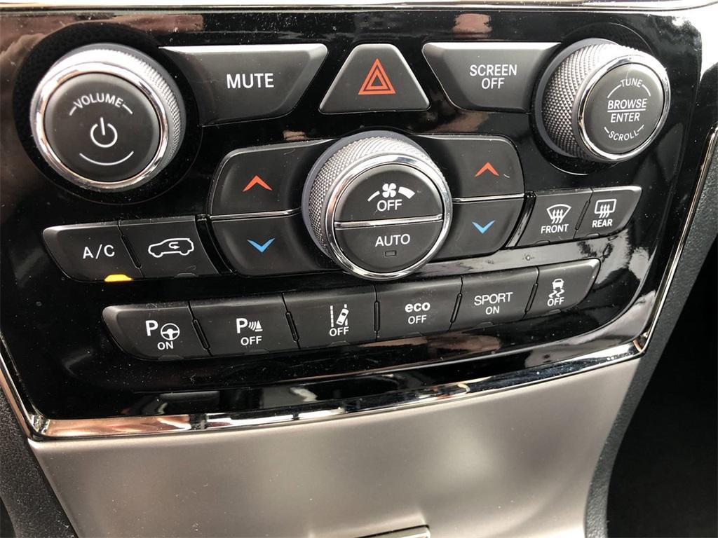 used 2020 Jeep Grand Cherokee car, priced at $27,999