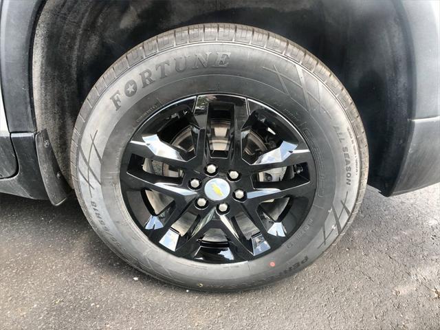 used 2022 Chevrolet Traverse car, priced at $22,999