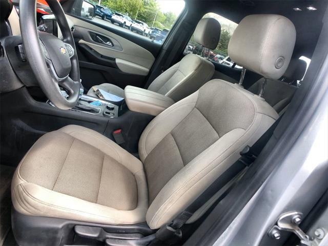 used 2022 Chevrolet Traverse car, priced at $22,999