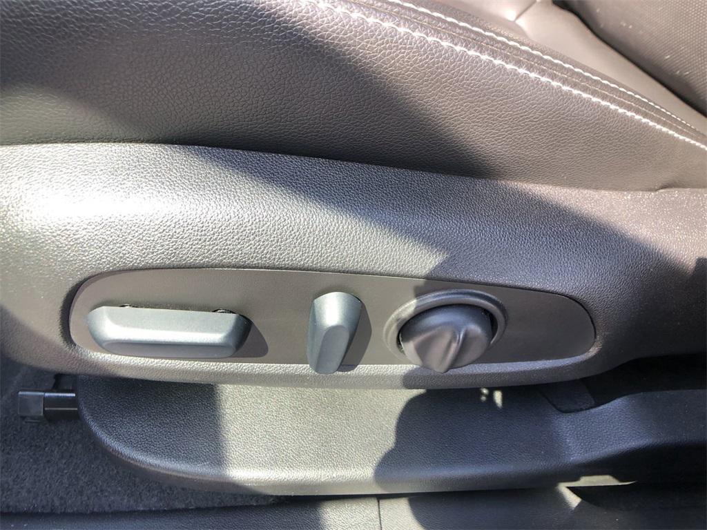 used 2024 GMC Terrain car, priced at $25,999