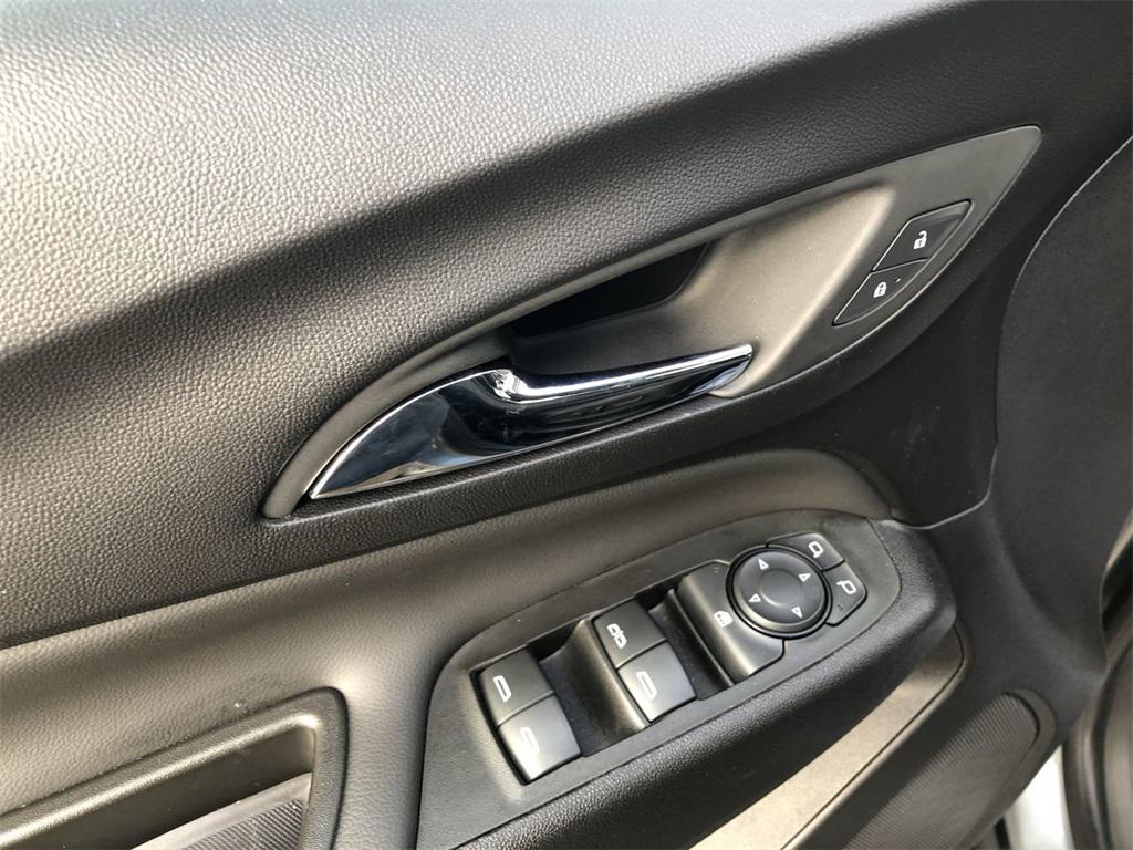 used 2024 Chevrolet Equinox car