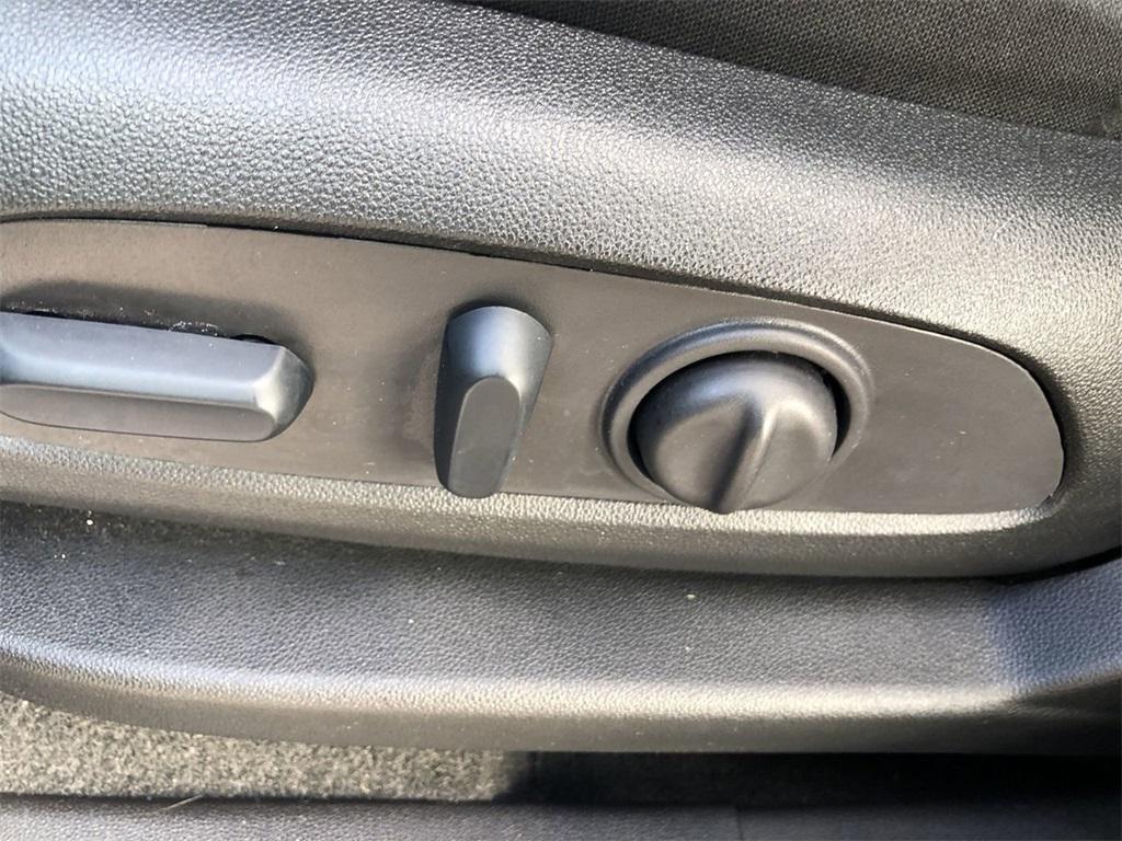 used 2024 Chevrolet Equinox car