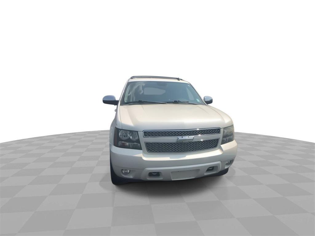 used 2011 Chevrolet Avalanche car, priced at $5,999