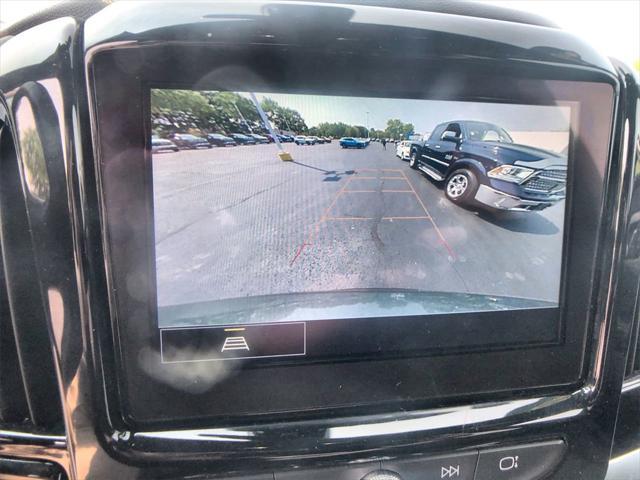 used 2022 Chevrolet Traverse car, priced at $27,799