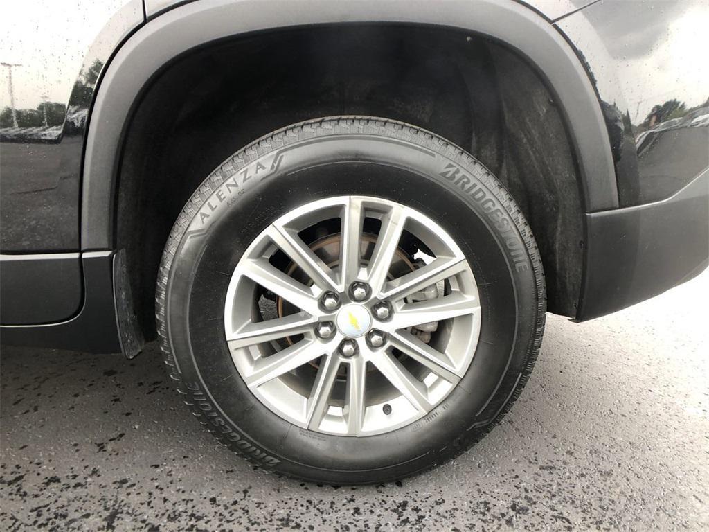 used 2022 Chevrolet Traverse car, priced at $27,999