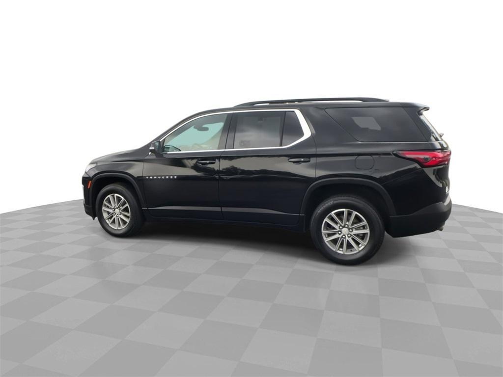 used 2022 Chevrolet Traverse car, priced at $27,999