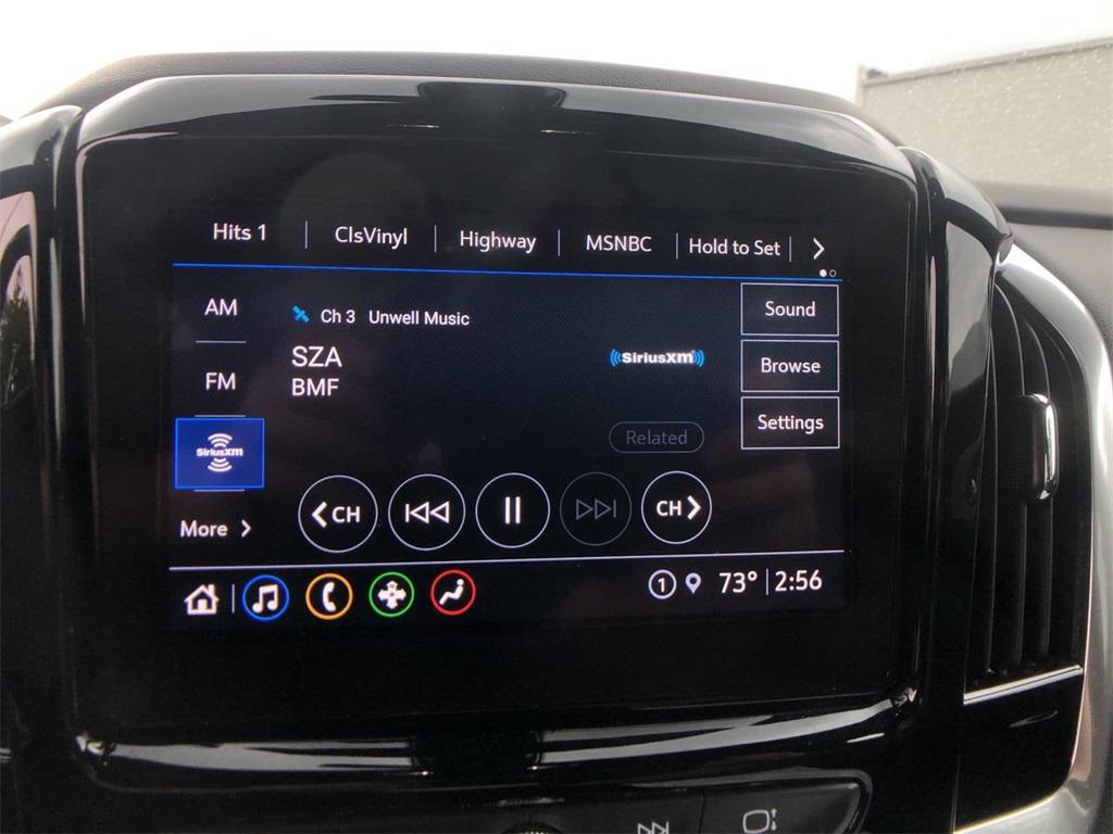 used 2022 Chevrolet Traverse car, priced at $27,999