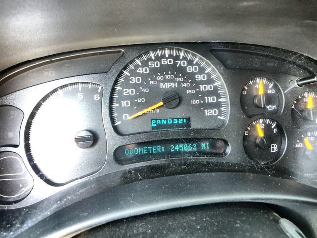 used 2005 Chevrolet Silverado 1500 car, priced at $3,999
