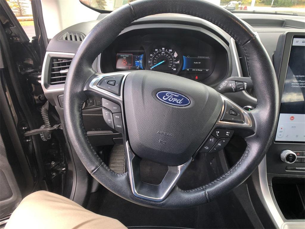 used 2023 Ford Edge car, priced at $22,999