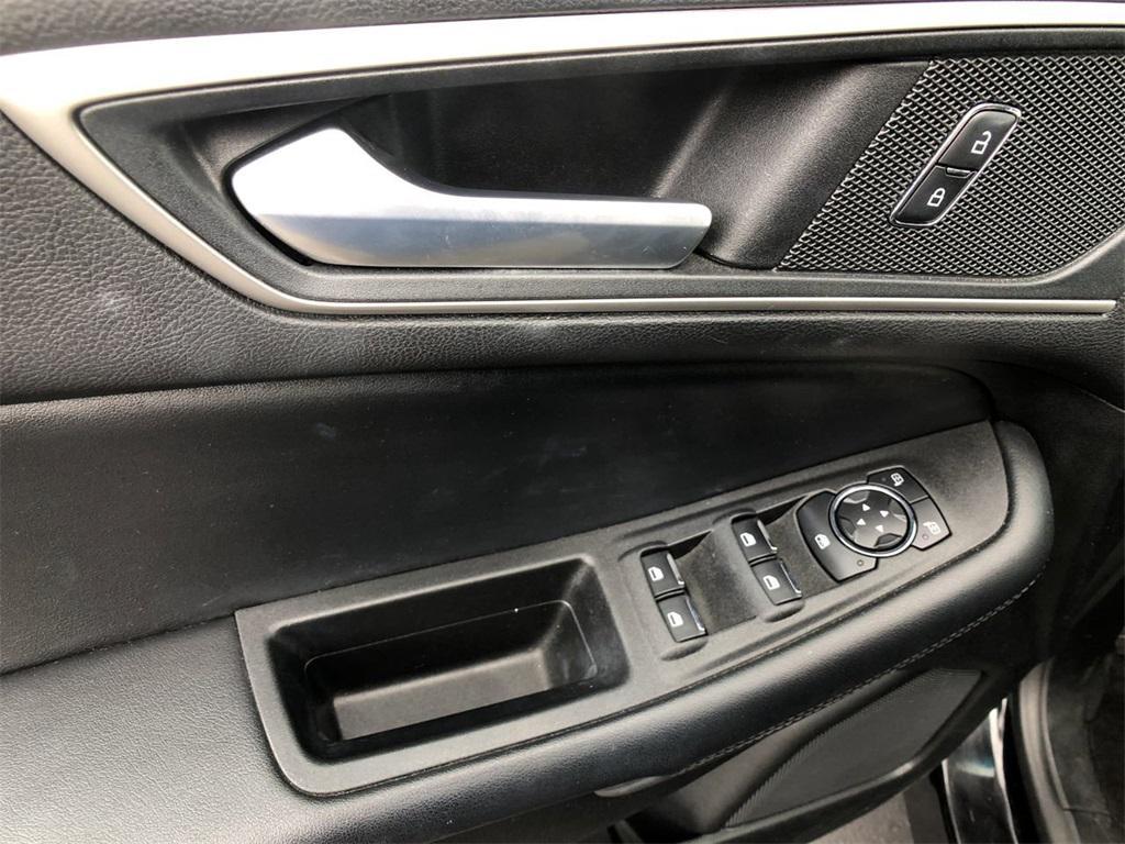 used 2023 Ford Edge car, priced at $22,999