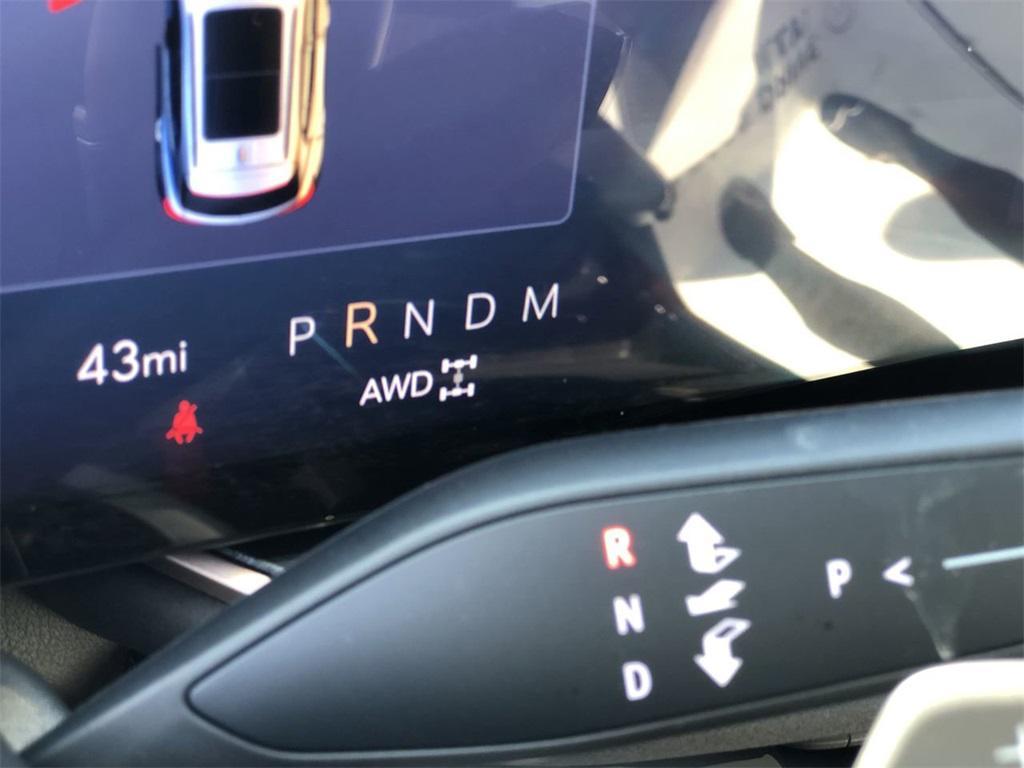 used 2024 Buick Envision car, priced at $29,999