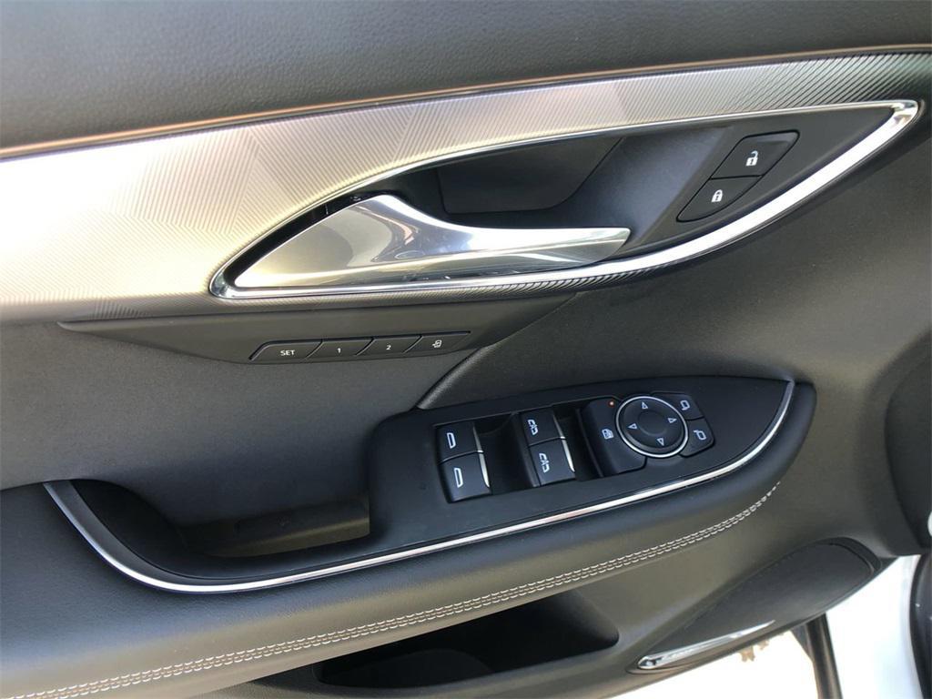 used 2024 Buick Envision car, priced at $29,999