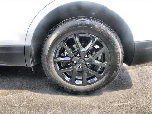 used 2024 Chevrolet Equinox car, priced at $24,999