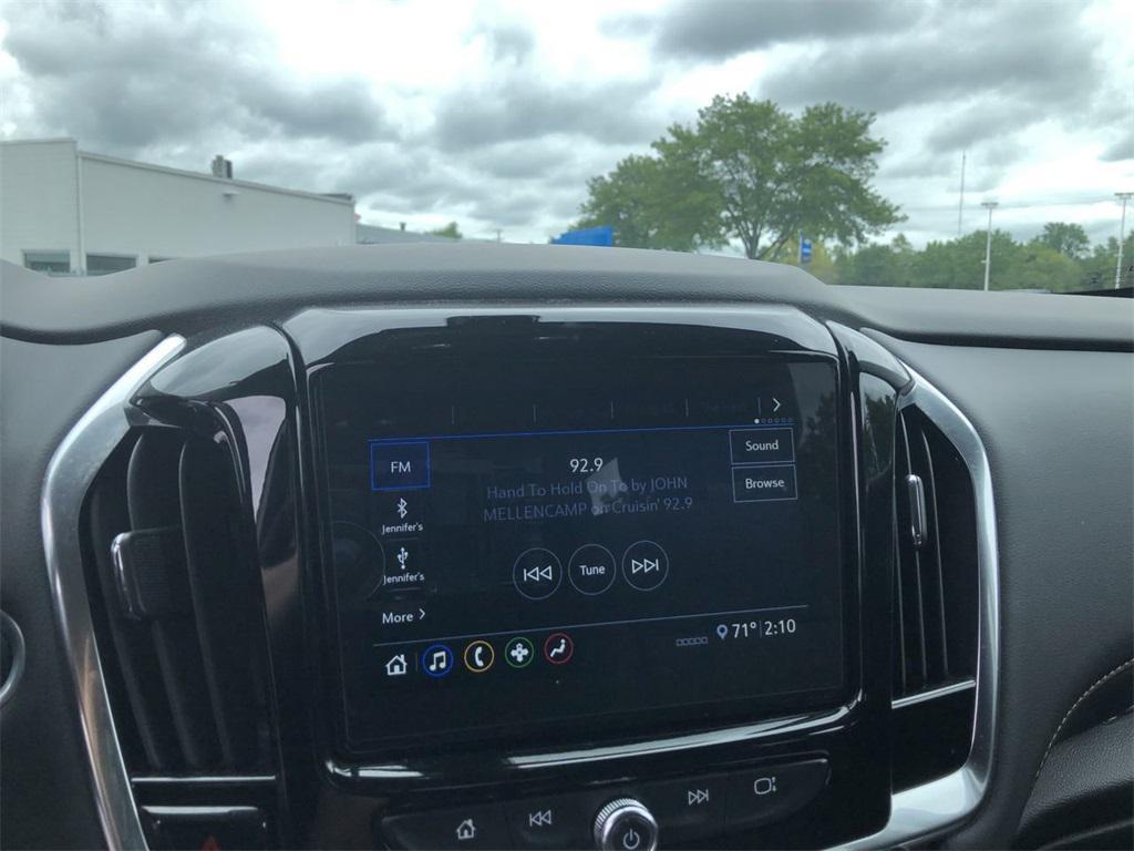 used 2021 Chevrolet Traverse car, priced at $24,999