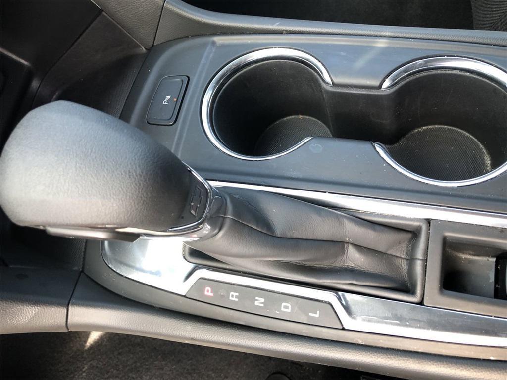used 2022 Chevrolet Equinox car, priced at $20,599