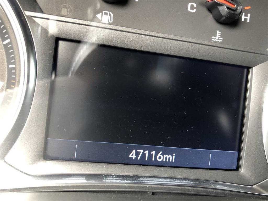 used 2023 Chevrolet Traverse car, priced at $32,499