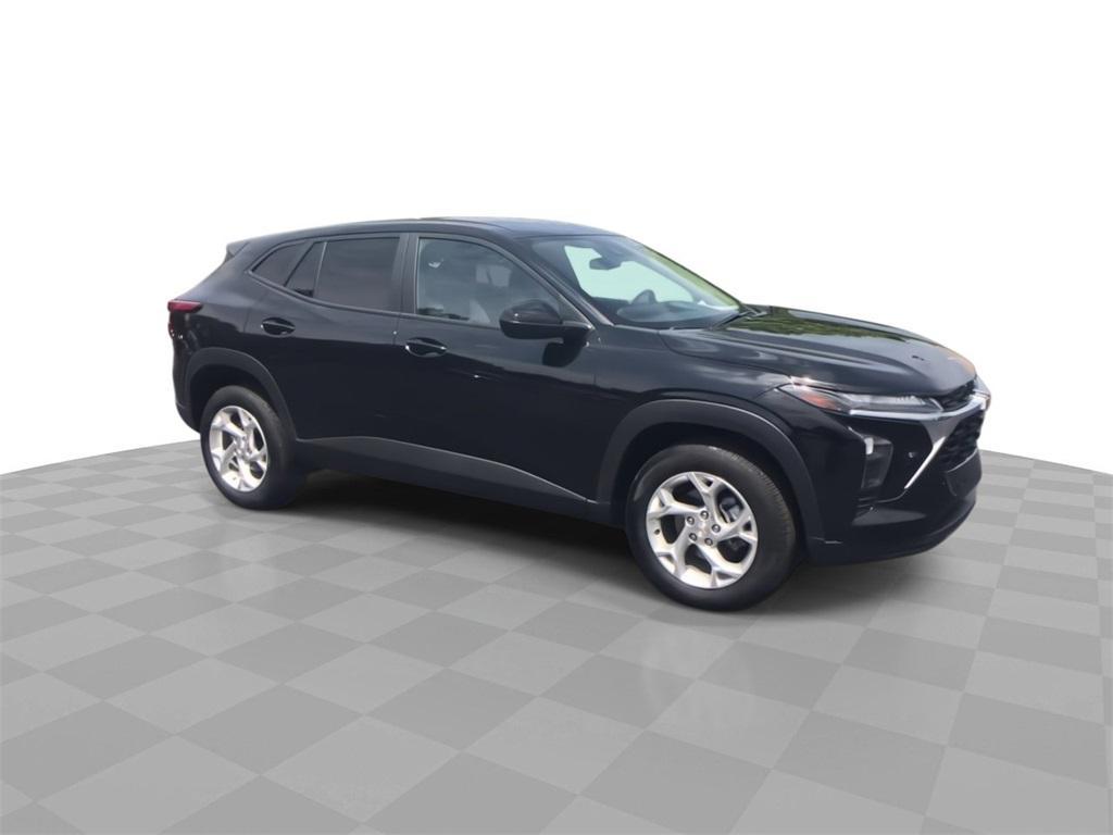 used 2024 Chevrolet Trax car, priced at $21,499