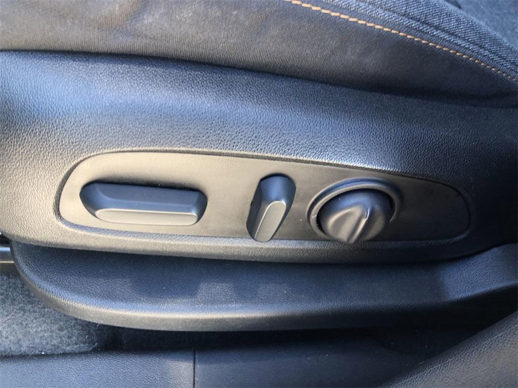 used 2022 Chevrolet Equinox car, priced at $20,599