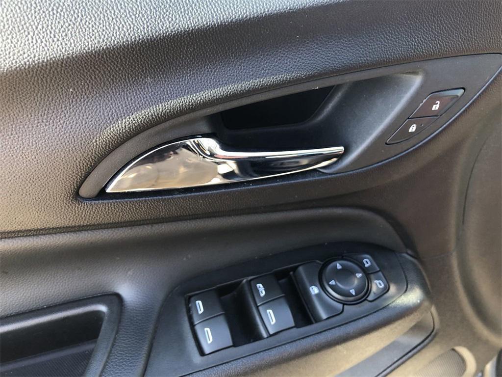 used 2022 Chevrolet Equinox car, priced at $20,599