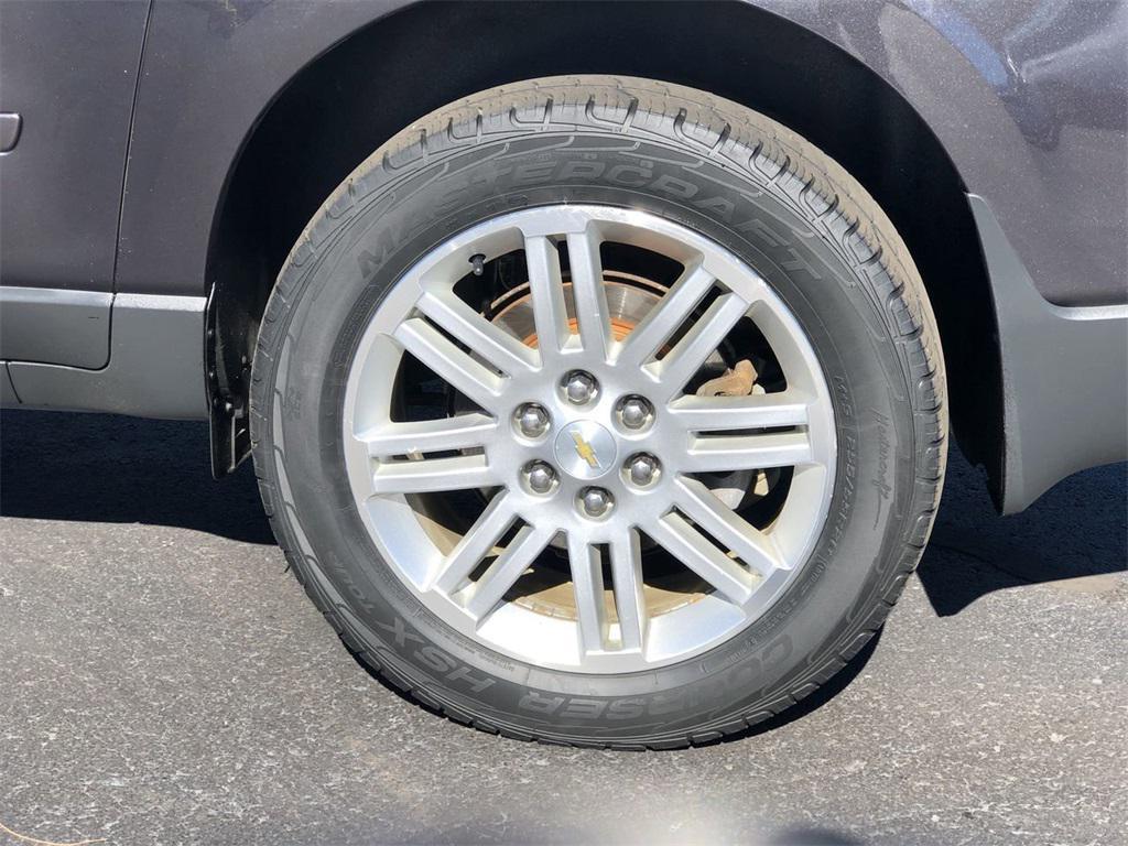 used 2014 Chevrolet Traverse car, priced at $5,999