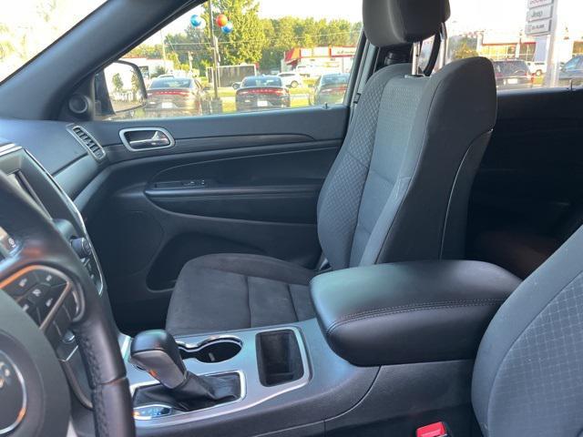 used 2021 Jeep Grand Cherokee car, priced at $21,399