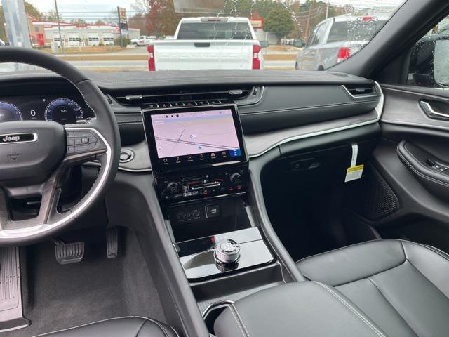 new 2025 Jeep Grand Cherokee L car, priced at $44,800