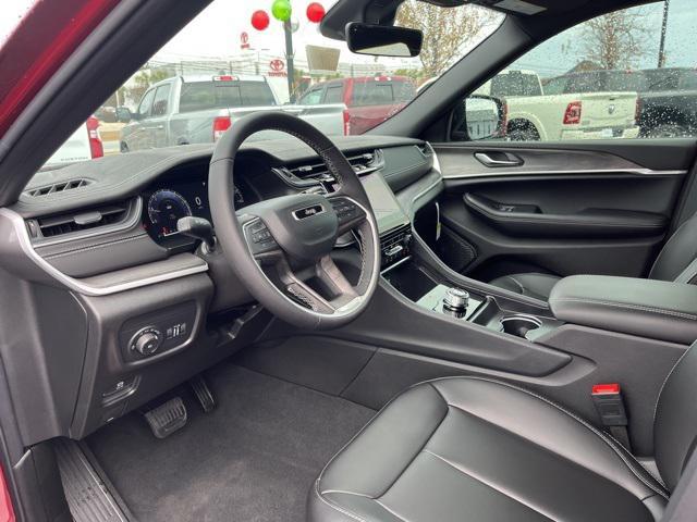 new 2025 Jeep Grand Cherokee L car, priced at $44,800