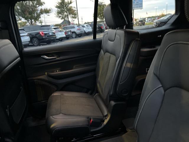 new 2025 Jeep Grand Cherokee L car, priced at $43,326