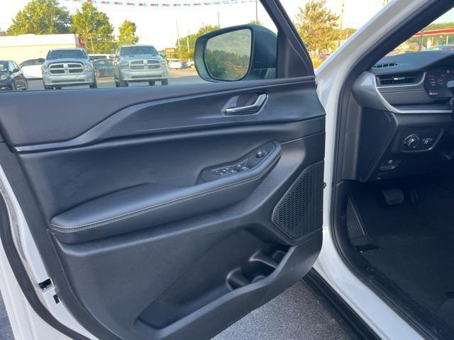 new 2025 Jeep Grand Cherokee L car, priced at $34,499