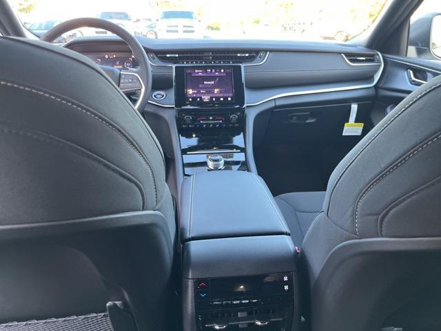 new 2025 Jeep Grand Cherokee L car, priced at $34,499