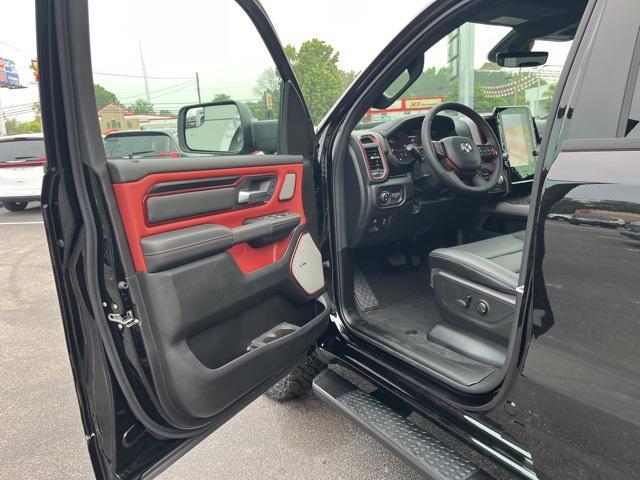 new 2025 Ram 1500 car, priced at $61,318