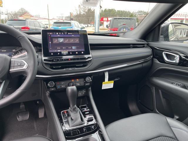 new 2025 Jeep Compass car, priced at $29,355