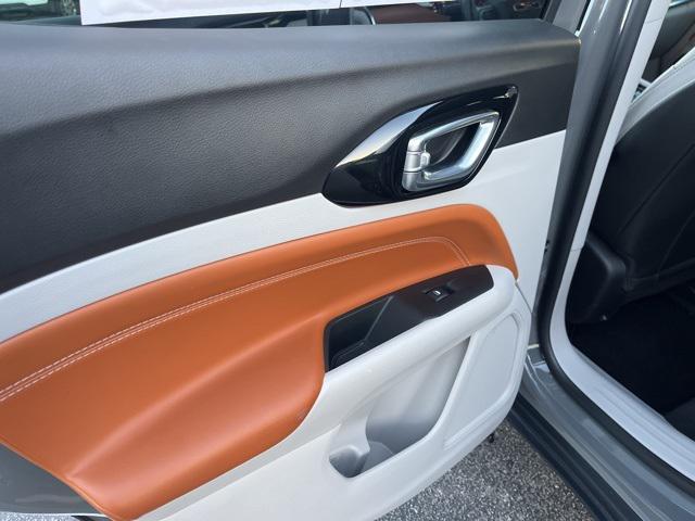 used 2022 Jeep Compass car, priced at $21,499