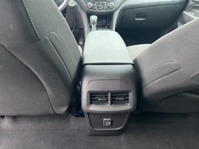 used 2023 Chevrolet Equinox car, priced at $20,999