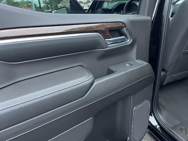 used 2024 GMC Sierra 1500 car, priced at $43,077