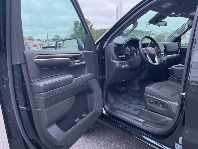 used 2024 GMC Sierra 1500 car, priced at $43,077