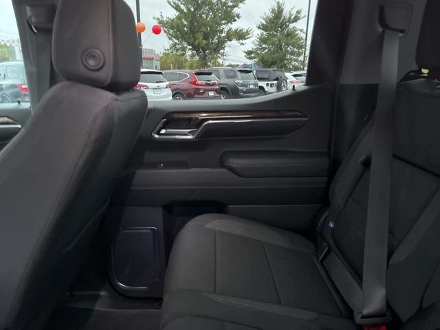 used 2024 GMC Sierra 1500 car, priced at $43,077