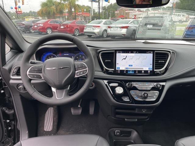 new 2026 Chrysler Pacifica car, priced at $39,123