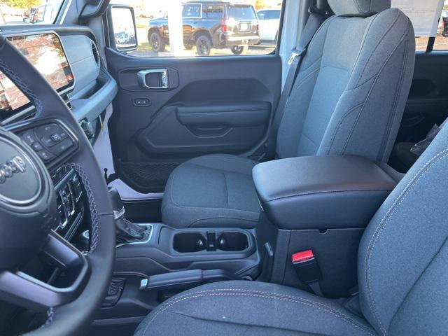 new 2026 Jeep Gladiator car, priced at $49,925