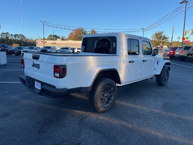 new 2026 Jeep Gladiator car, priced at $49,925