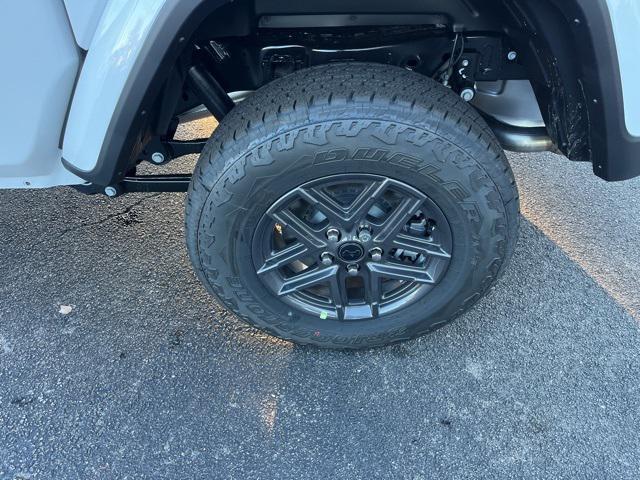 new 2026 Jeep Gladiator car, priced at $49,925