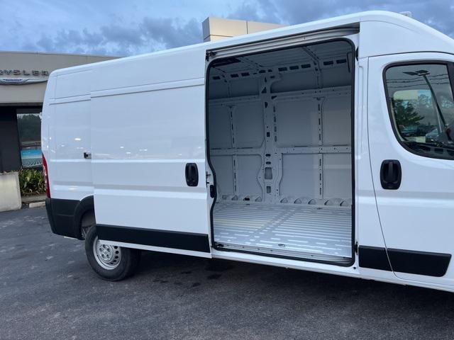 new 2026 Ram ProMaster 2500 car, priced at $50,701