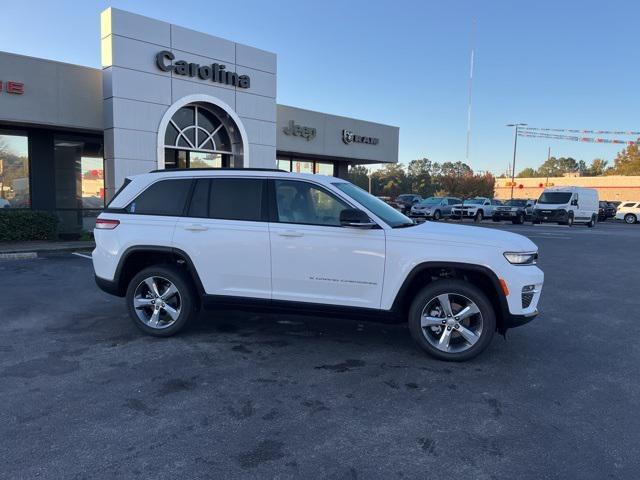 new 2025 Jeep Grand Cherokee car, priced at $45,825