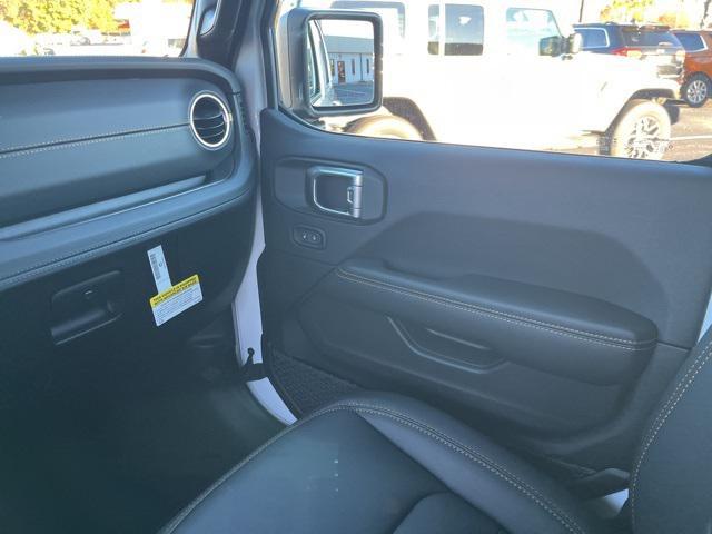 new 2026 Jeep Wrangler car, priced at $56,605