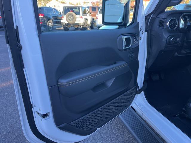 new 2026 Jeep Wrangler car, priced at $56,605